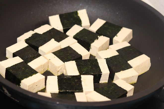 第4步(豆腐抱蛋/海苔豆腐的做法)