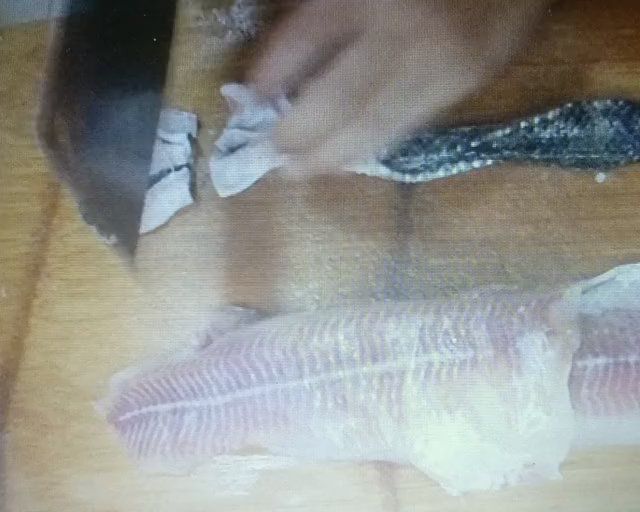 第5步(酸菜鱼（片鱼视频）黑鱼的做法)