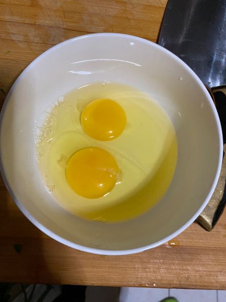 第3步(我的减脂期食谱—芹菜炒鸡蛋的做法)