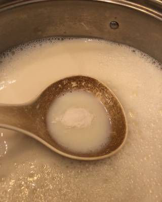第3步(自制脱脂酸奶和羊奶酸奶的做法)