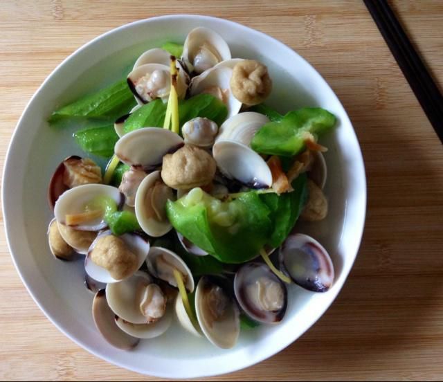 丝瓜白贝汤的做法 菜谱大杂烩