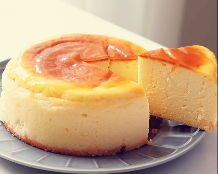 日式轻乳酪蛋糕成品图