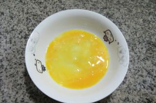 第2步(鸡蛋紫菜豇豆汤的做法)