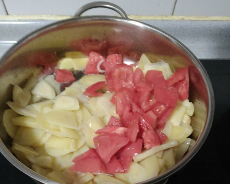 第7步(西红柿炒土豆片的做法)
