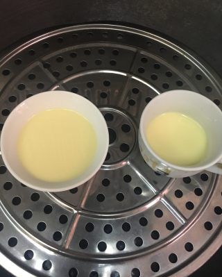 第6步(牛奶蒸蛋的做法)