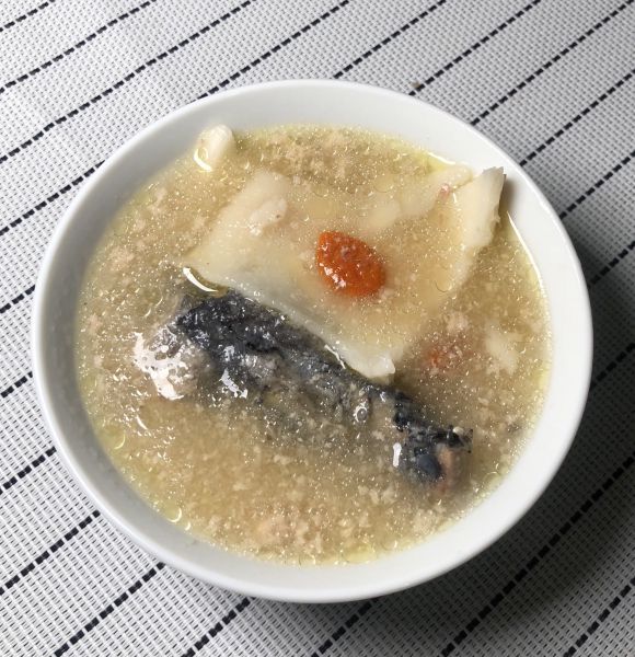 淮杞椰子乌鸡汤