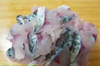 第5步(富贵牡丹香酥草鱼片──鱼儿厨房私房菜的做法)