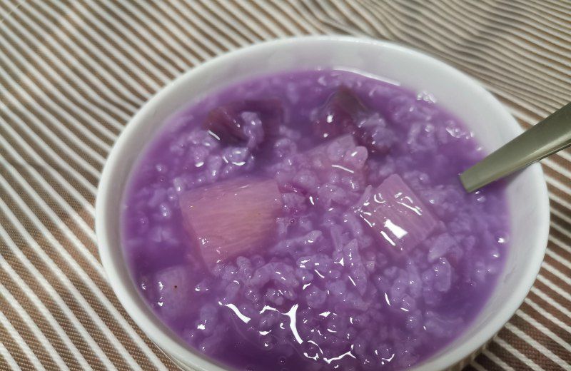 紫薯山药粥成品图