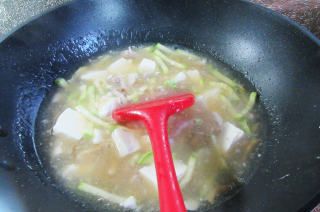 第10步(榨菜丝肉丝西葫芦豆腐羹的做法)