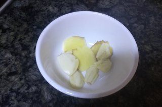 第2步(排骨土豆炖豆角的做法)