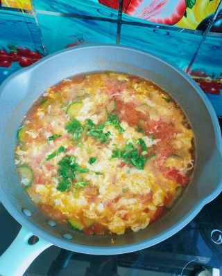 第11步(黄瓜西红柿鸡蛋汤的做法)