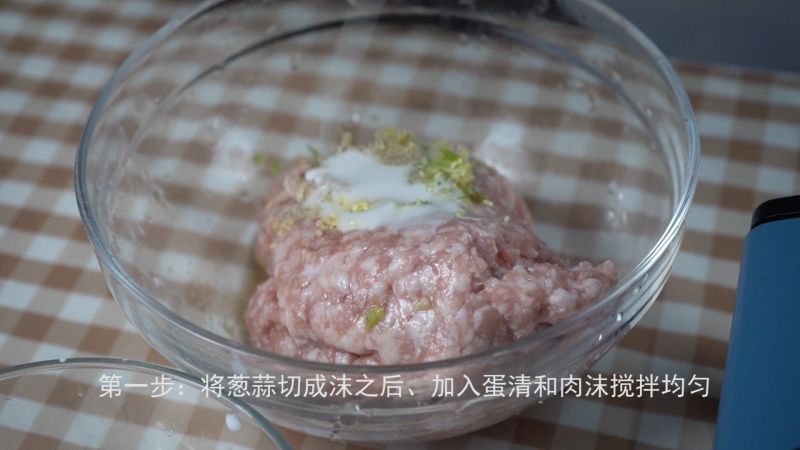 第1步(【西兰花蘑菇酿肉】家常做法超简单，营养美味的做法)