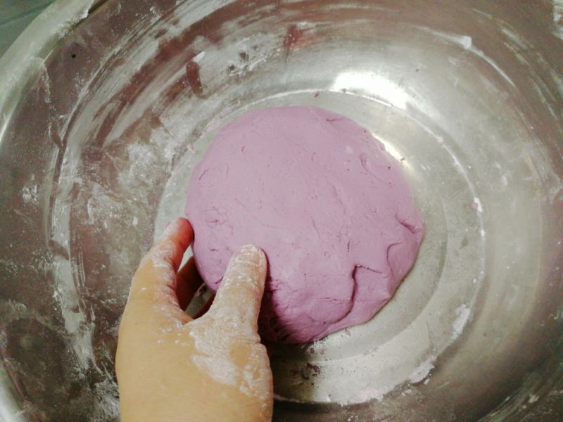第3步(紫薯糯米饼的做法)