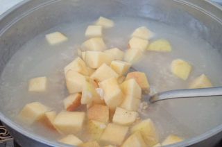 第8步(苹果燕麦粥的做法)