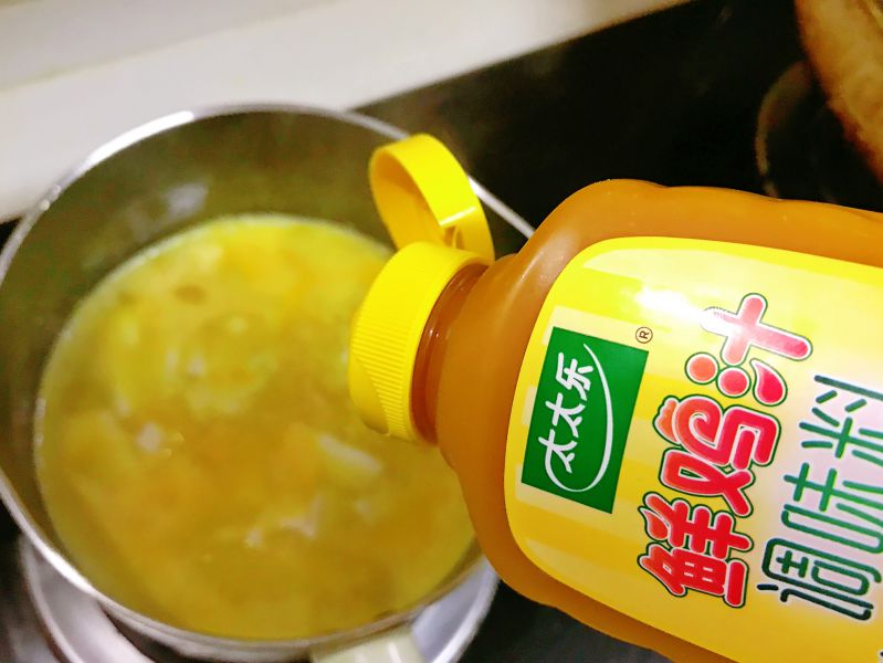 第7步(咸蛋黄鸡汁捞饭-太太乐鲜鸡汁的做法)