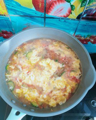 第10步(黄瓜西红柿鸡蛋汤的做法)