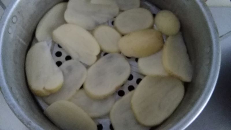 第2步(炸土豆丸子的做法)