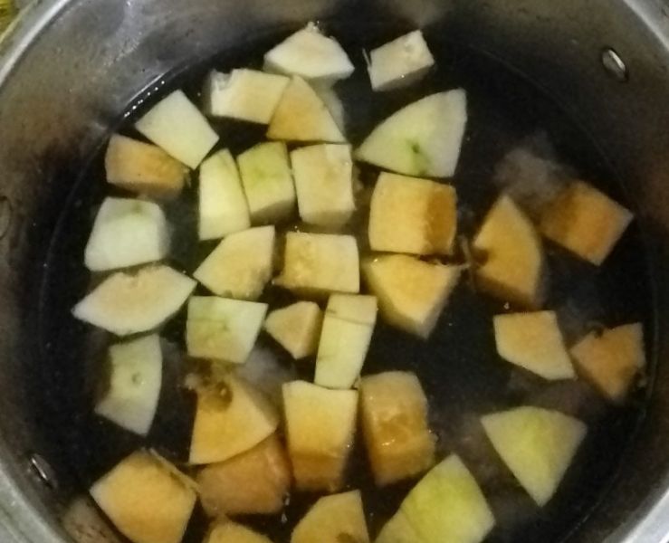木瓜排骨汤成品图