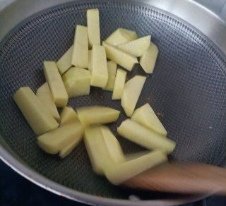 第7步(土豆炖排骨的做法)