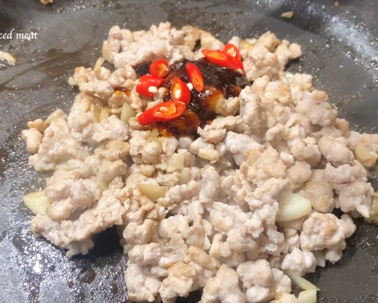第7步(【每日晚餐#33】蛤蜊蒸蛋|肉沫豆腐|蒸玉米~用蒸锅做一顿简单的晚餐！的做法)