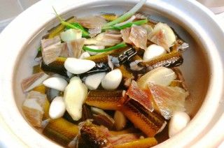 鳝鱼汤的做法(党参鳝鱼汤的做法)
