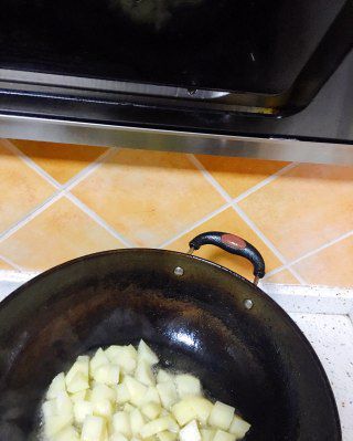 第2步(锅巴土豆的做法)
