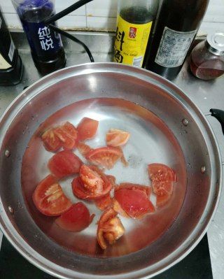 第1步(西红柿汤面的做法)