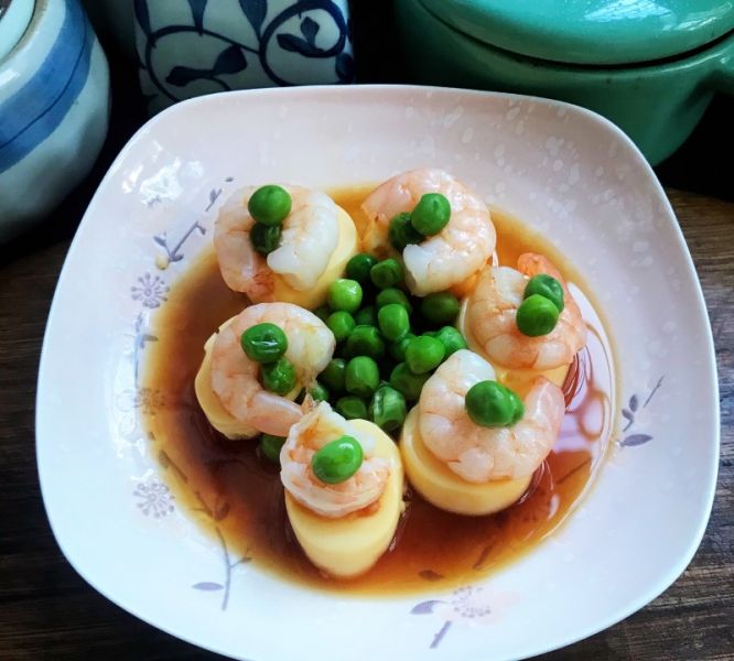 日本豆腐蒸虾仁成品图