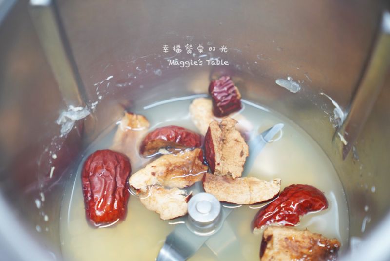 第2步(红枣豆浆的做法)
