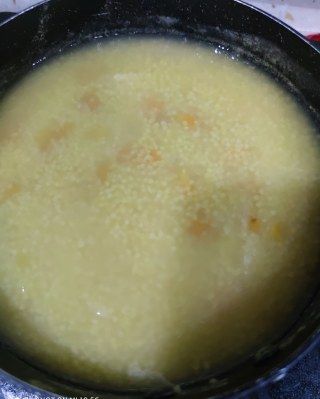 第6步(小米红薯粥的做法)