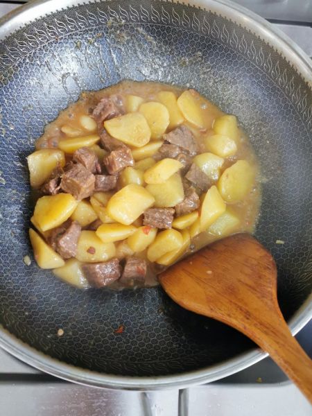 第9步(土豆牛肉的做法)