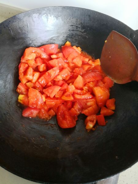 第3步(西红柿蒸饺的做法)