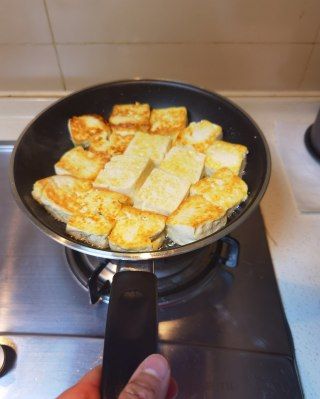 第10步(鱼籽烧豆腐的做法)