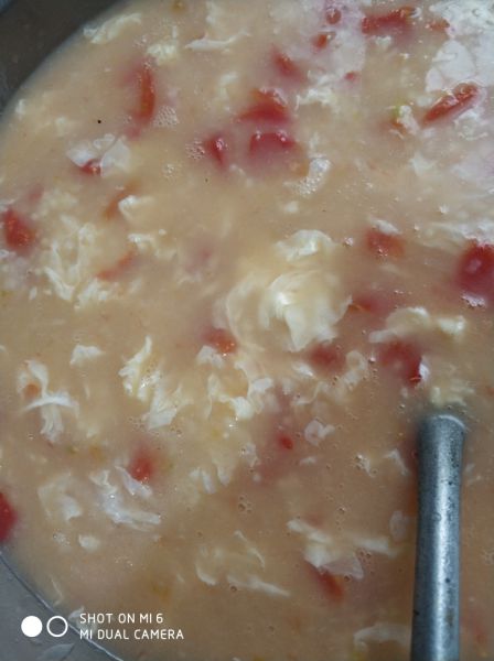 西红柿疙瘩汤（小米粥版）成品图