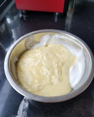 第6步(酸奶棉花蛋糕的做法)