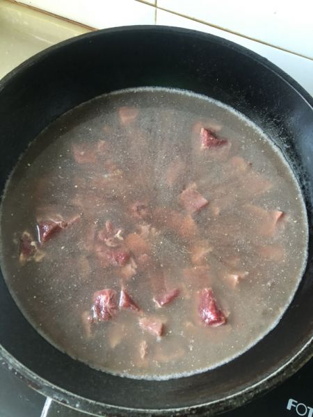 第1步(咖喱牛肉的做法)