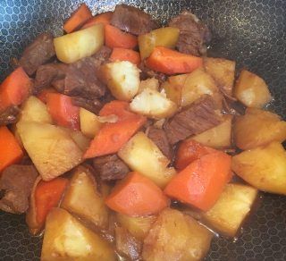 第12步(土豆胡萝卜炖牛肉的做法)