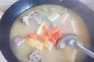 第9步(玉米排骨汤的做法)