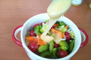 第12步(蔬果蜜汁沙拉的做法)