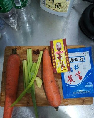 第2步(牛肉炖胡萝卜的做法)