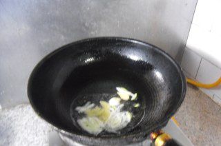 第5步(海鲜砂锅煲的做法)