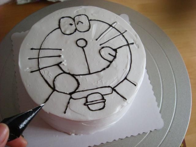 第2步(机器猫奶油蛋糕的做法)