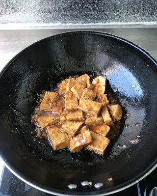 第4步(红烧豆腐的做法)