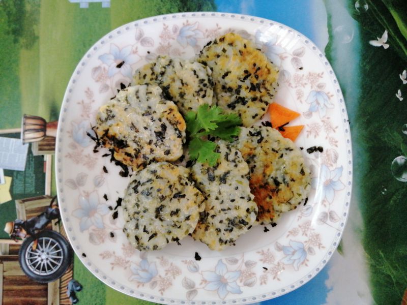 第5步(紫菜虾干小米饼，补钙又补碘。的做法)
