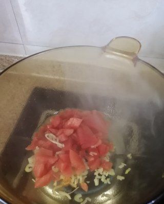 第2步(西红柿鸡蛋汤面的做法)