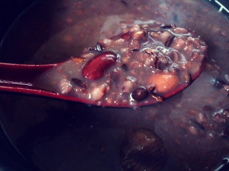 五谷杂粮粥-红豆黑豆薏米红莓豆芸豆及小米等成品图