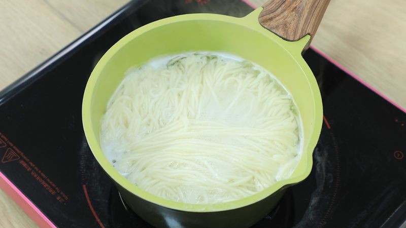 第7步(豆浆冷面的做法)