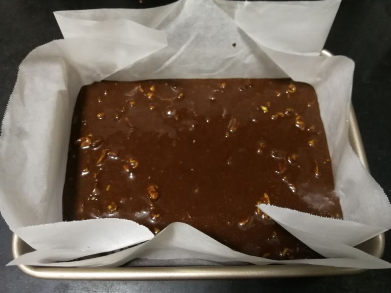 第5步(不用黄油和巧克力的核桃巧克力蛋糕，零失败，超简单的做法)