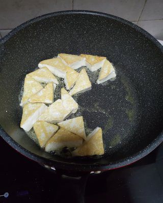 第5步(豆腐鱼炖豆腐的做法)