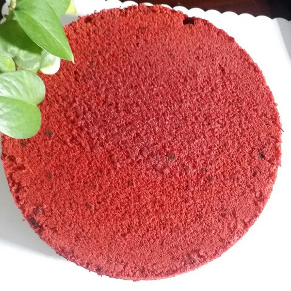 8寸红丝绒蛋糕成品图